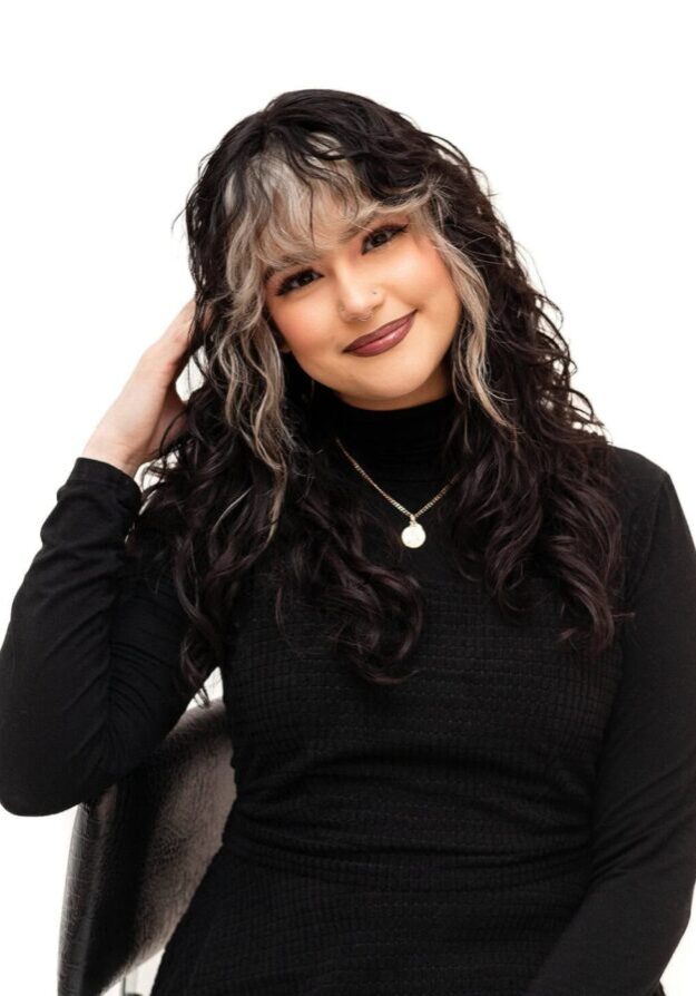 claudia-photo Claudia Profile Photo